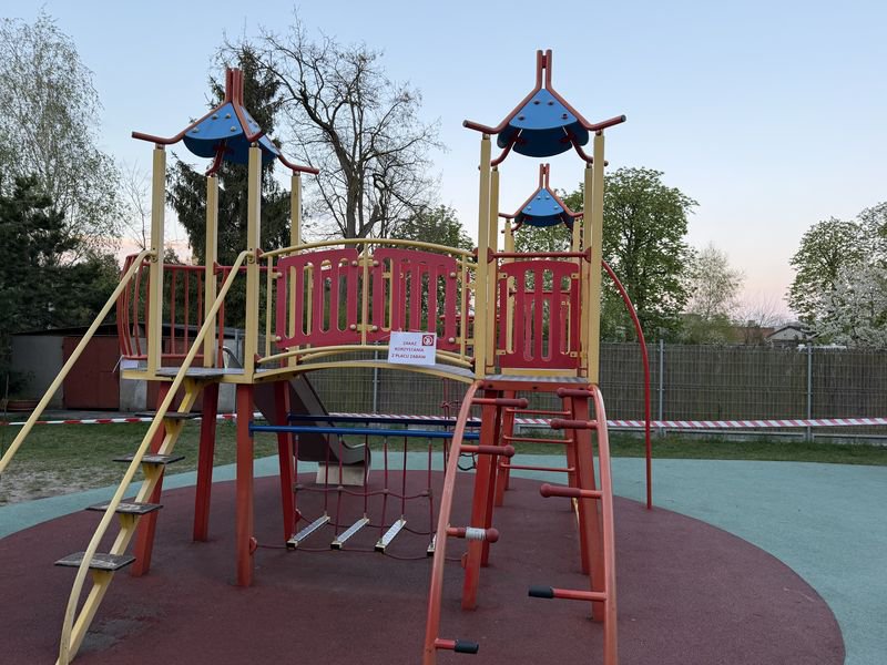 plac zabaw3.jpeg